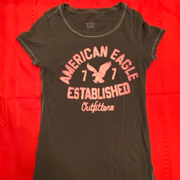 American Eagle Outfitters Tops - American Eagle Women's T-Shirt